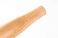 Молоток с ручкой из дерева гикори 300 г AHM-00300